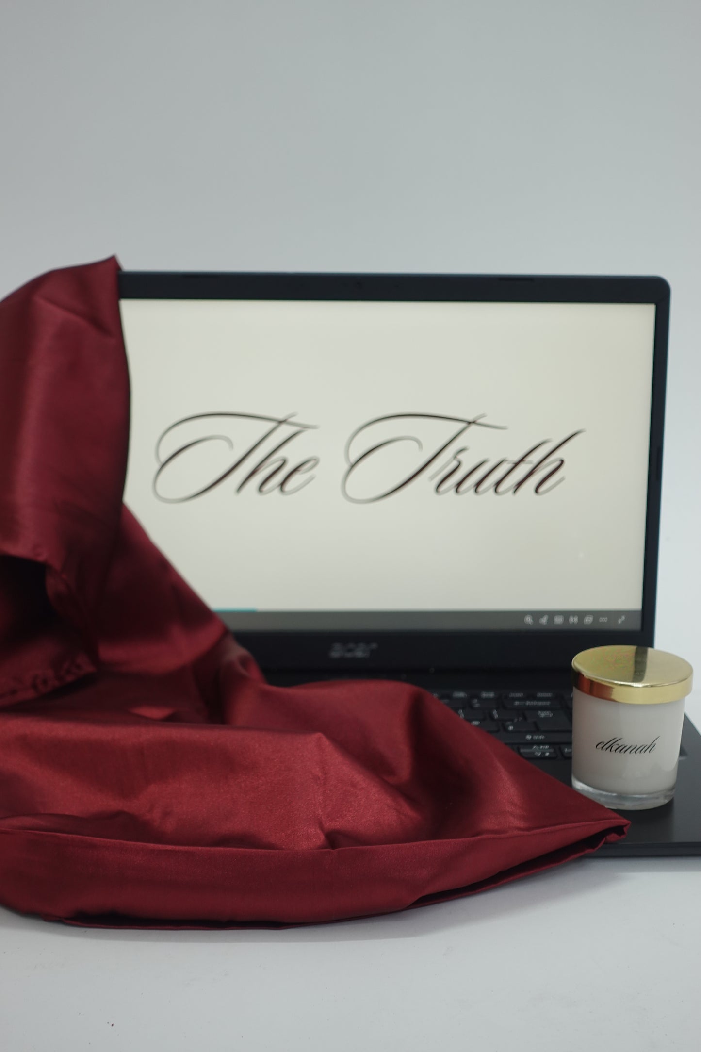 The Saviour Collection: The Truth - Candle
